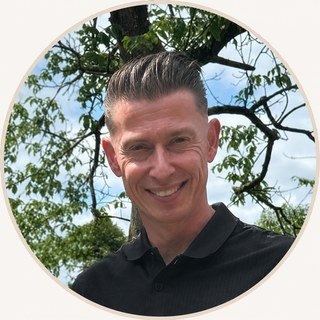 Hugo Verkerk, diplomierter Landschaftsgärtner und Gründer von Gartenzen